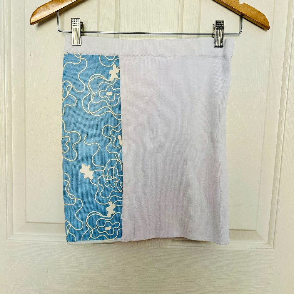 PH5 FLORAL KNIT PENCIL MINI SKIRT BLUE AND WHITE